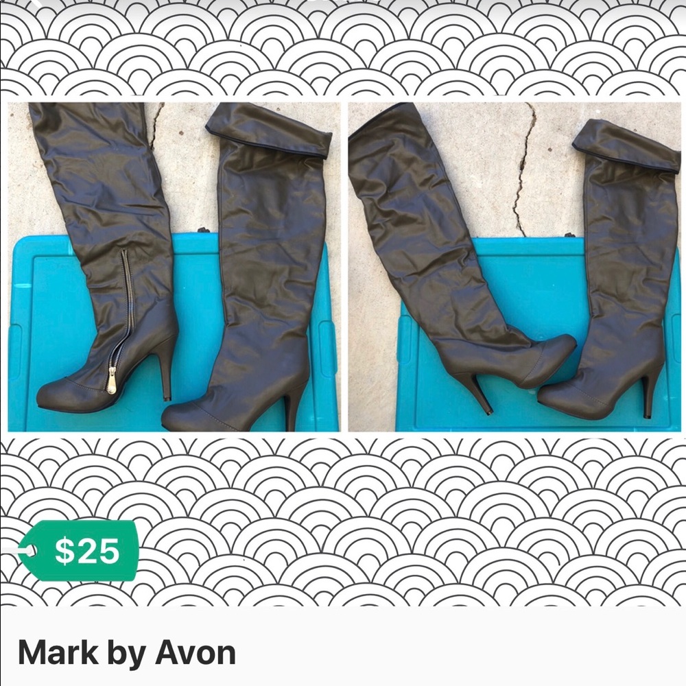 Mark by Avon grey boots